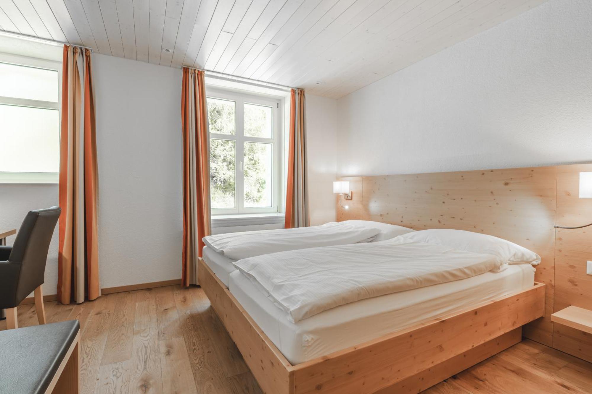 Hotel Alpensonne - Panoramazimmer & Restaurant Arosa Bilik gambar