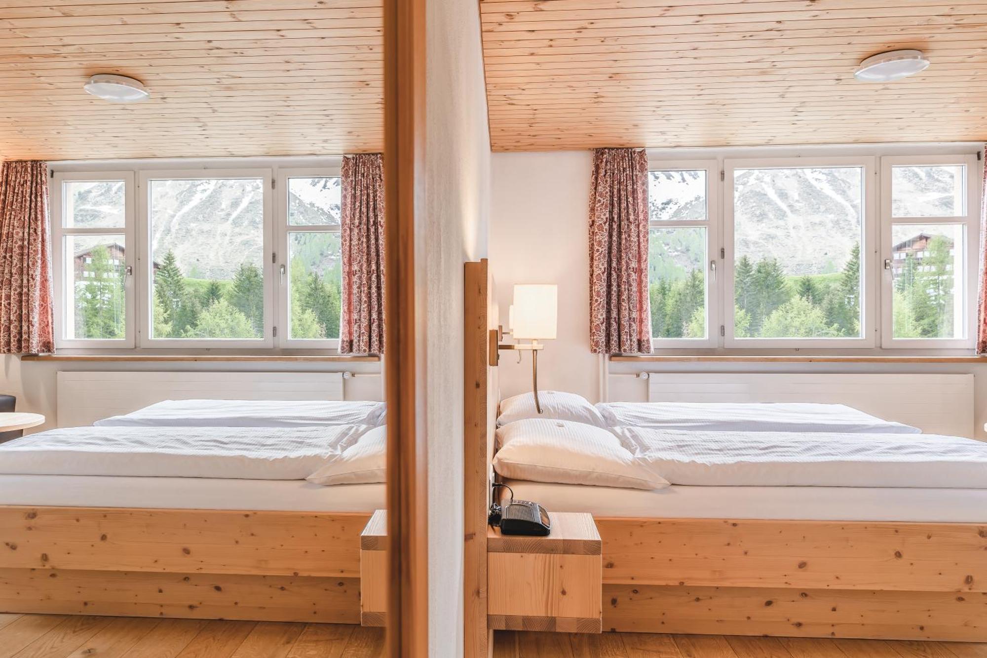 Hotel Alpensonne - Panoramazimmer & Restaurant Arosa Bilik gambar